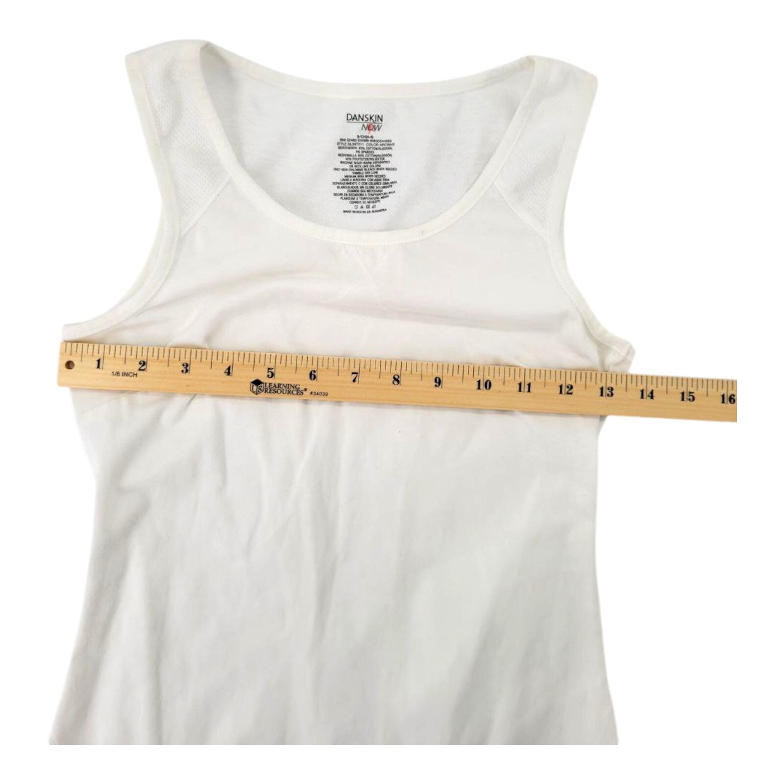 Danskin Now White Fitted Mesh Back Workout Tank Top Size Small