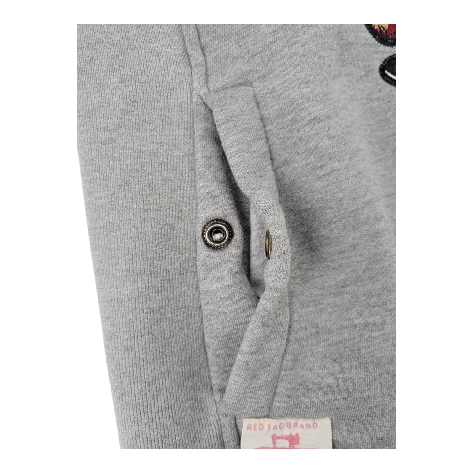 Red Tag Brand Bear Patch USA Flag Graphic Gray Sweatshirt 46x26