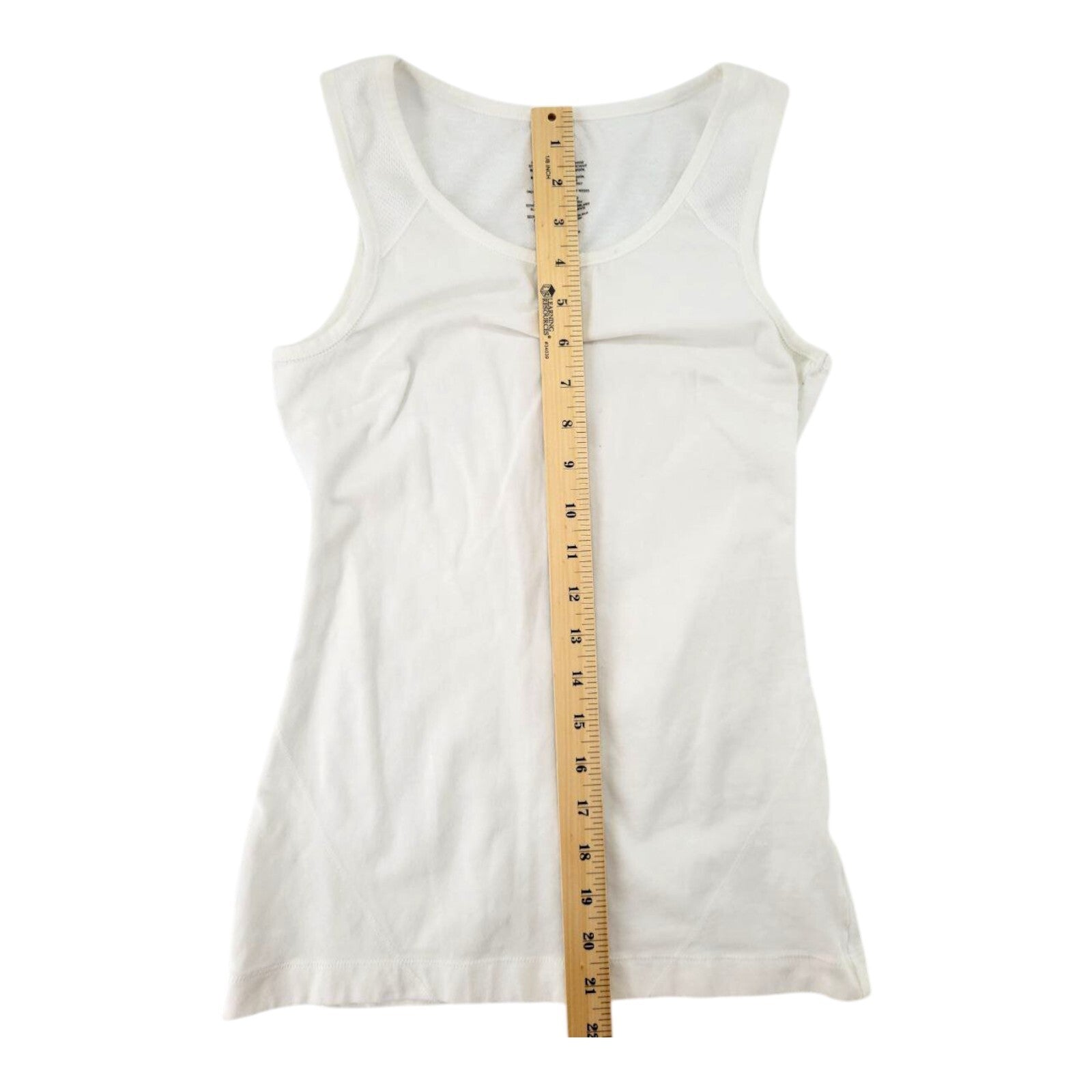 Danskin Now White Fitted Mesh Back Workout Tank Top Size Small