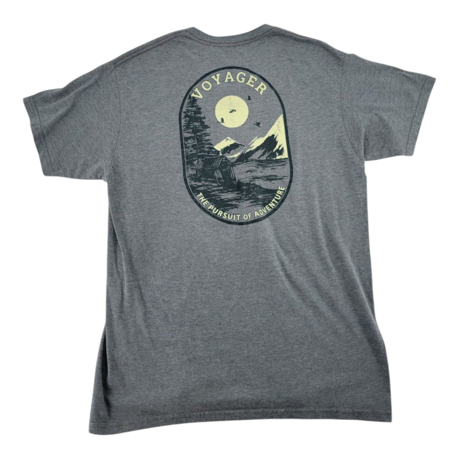 Voyager Gray Graphic T-Shirt Pursuit of Adventure Hiking Theme Mens Size Large
