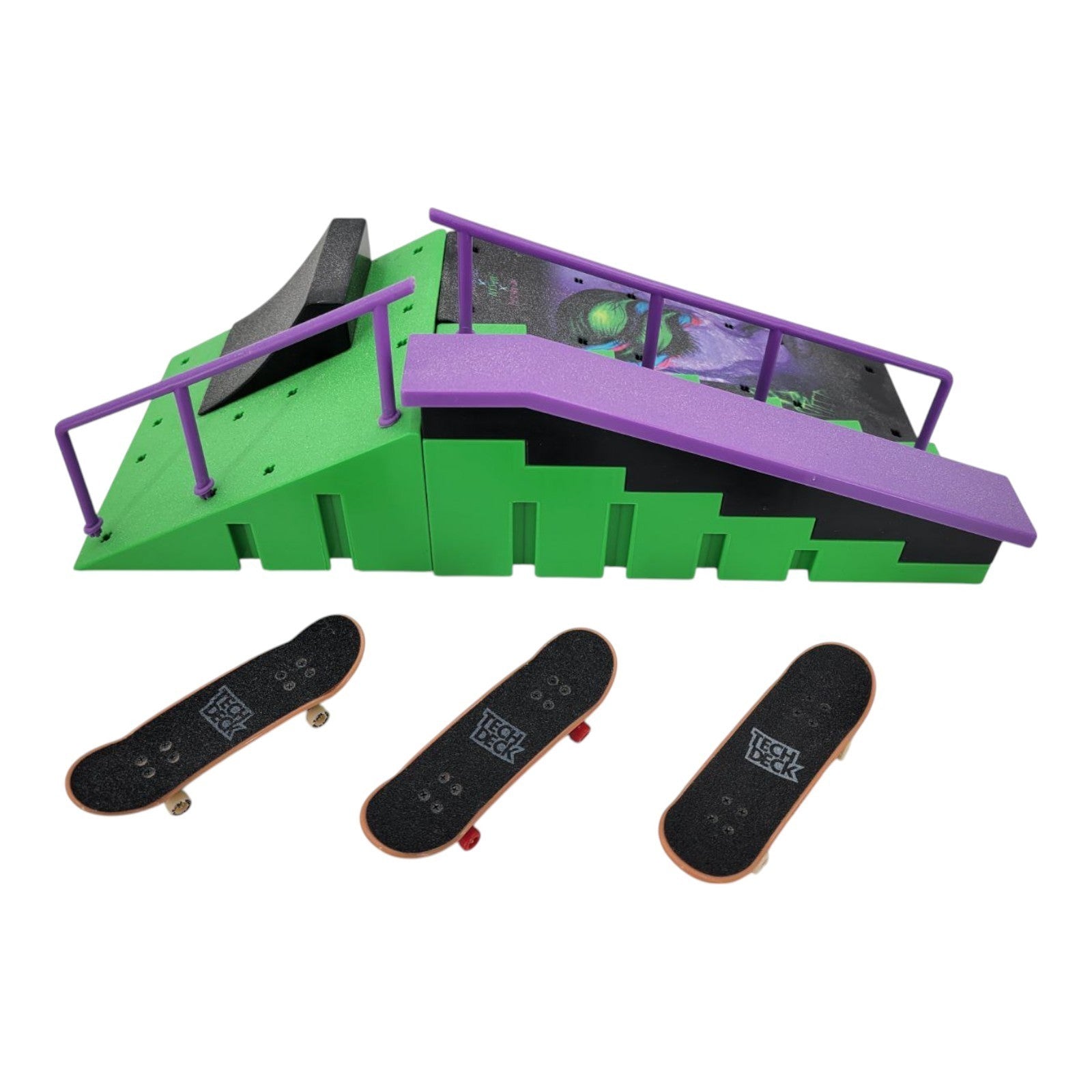 Tech Deck Nyjah Rail Shredded Disorder Skatepark Set w/ 3 Boards