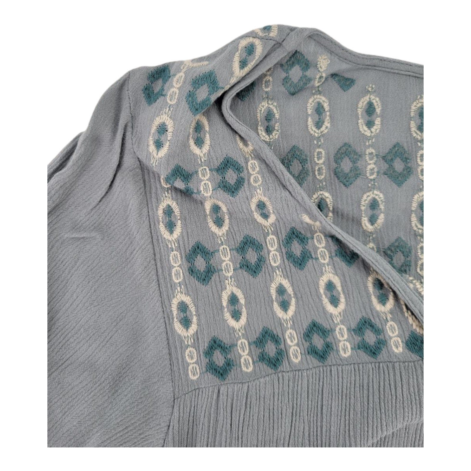 Aeropostale Womens Sage Green Embroidered Boho Tassel Peasant Top Crinkle XL