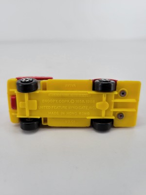 Vintage SNOOPY Mini Diecast Fire Truck Freewheeling Action Aviva 1966 Hong Kong