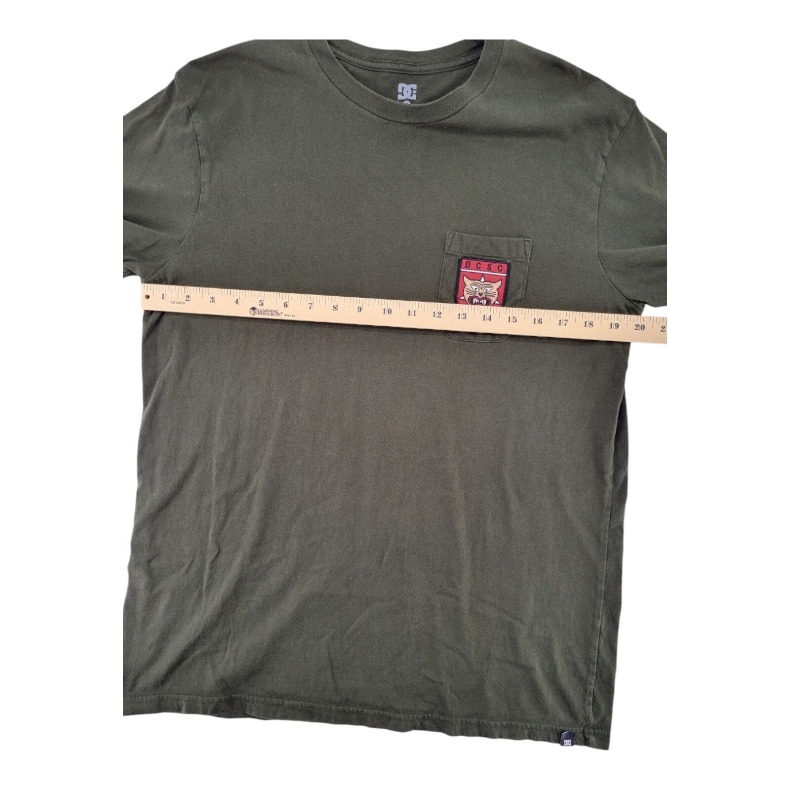 DC Shoe Co Barkly Logo Pocket Tee Short Sleeve T-Shirt Mens Size M