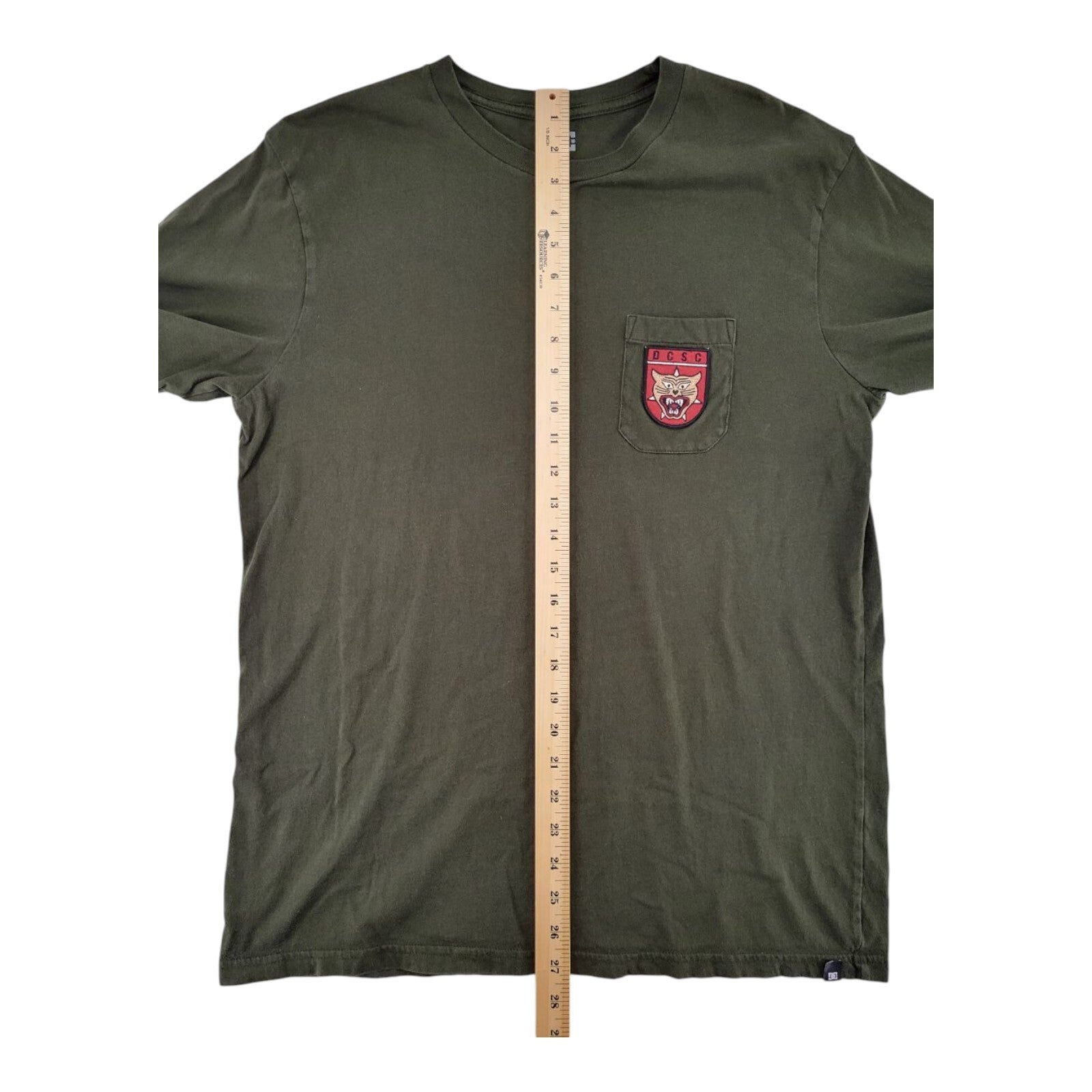 DC Shoe Co Barkly Logo Pocket Tee Short Sleeve T-Shirt Mens Size M