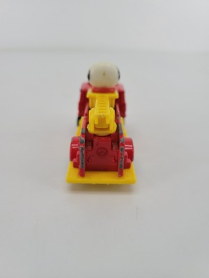 Vintage SNOOPY Mini Diecast Fire Truck Freewheeling Action Aviva 1966 Hong Kong