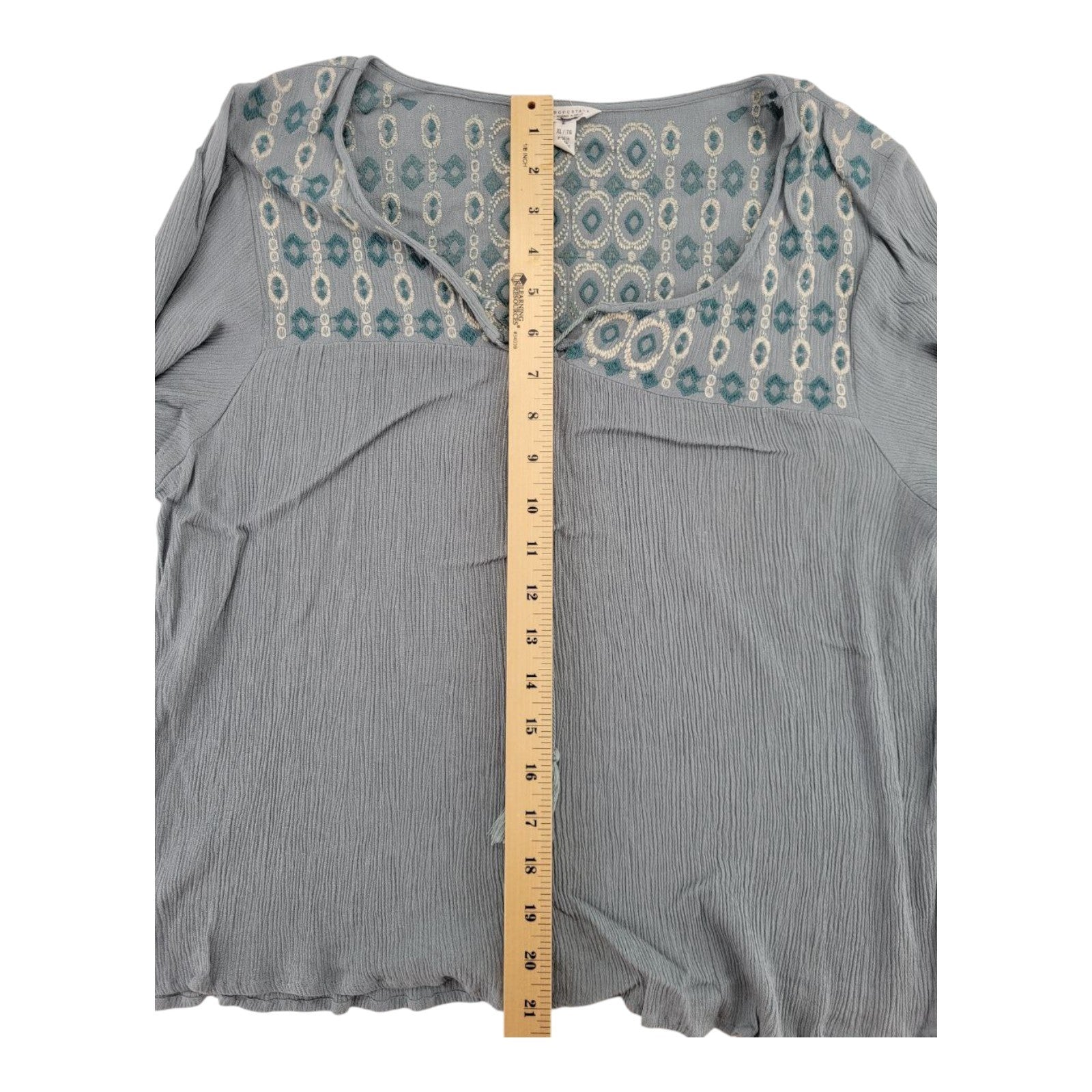 Aeropostale Womens Sage Green Embroidered Boho Tassel Peasant Top Crinkle XL