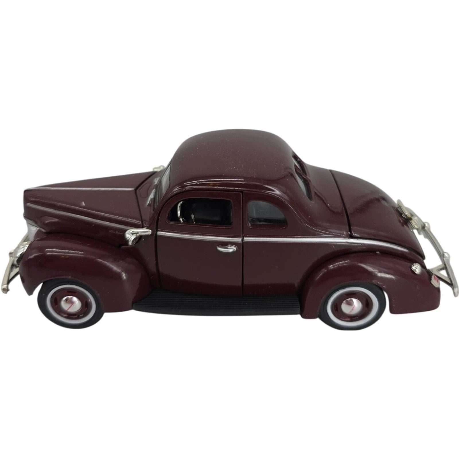 1940 Ford Deluxe Business Coupe National Motor Mint Model V8