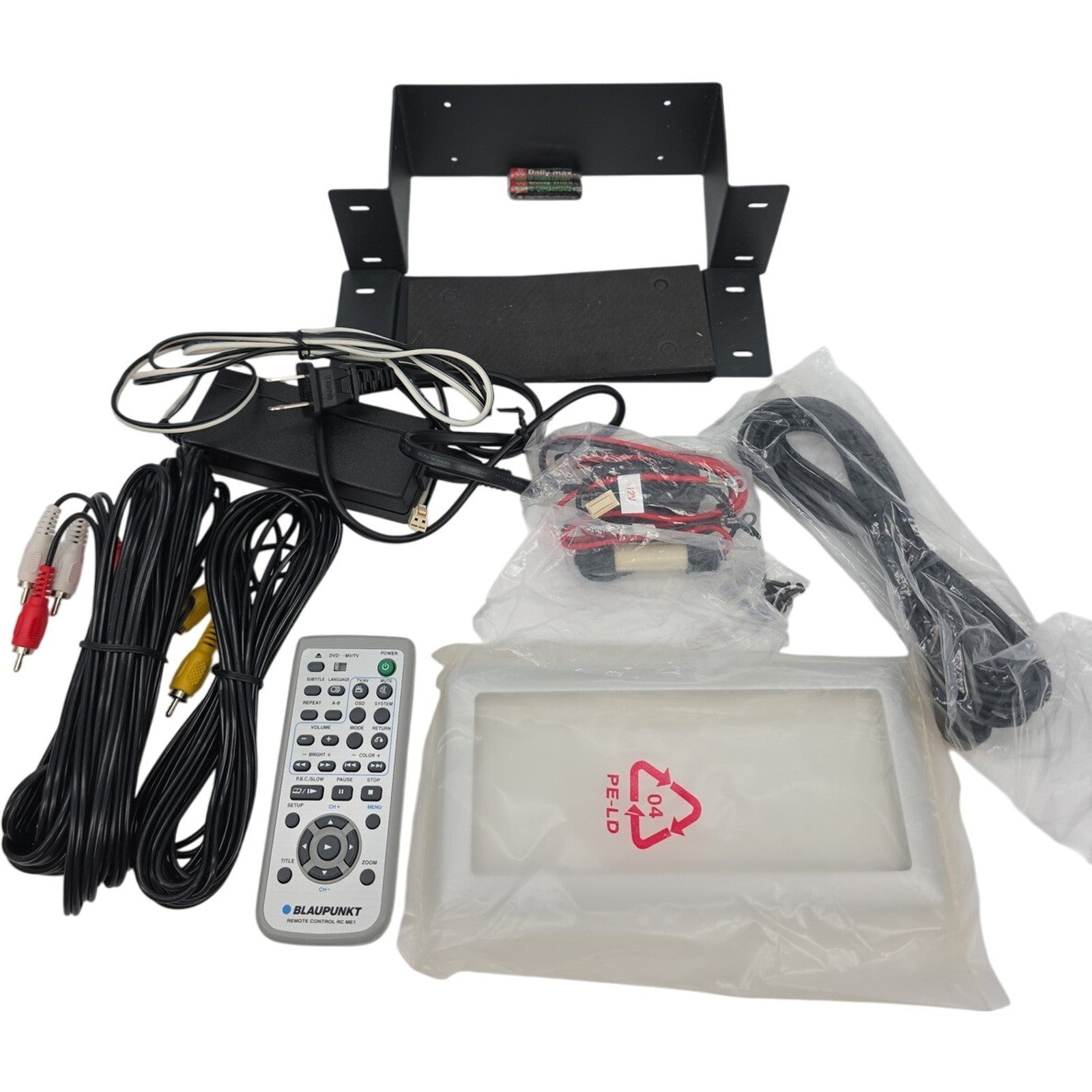 Blaupunkt DVD-ME1 Accessories Kit Remote Mounting Bracket Cables & frame panel