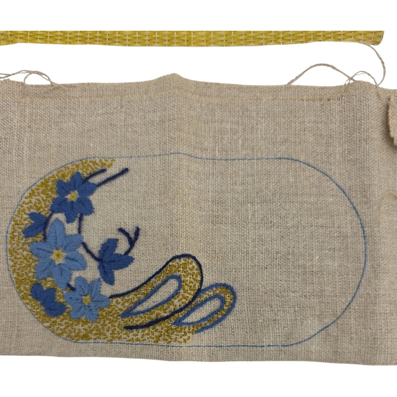 Elsa Williams Crewel Embroidery Eyeglass Case Kit KC671 Linen Floral Blue Vtg