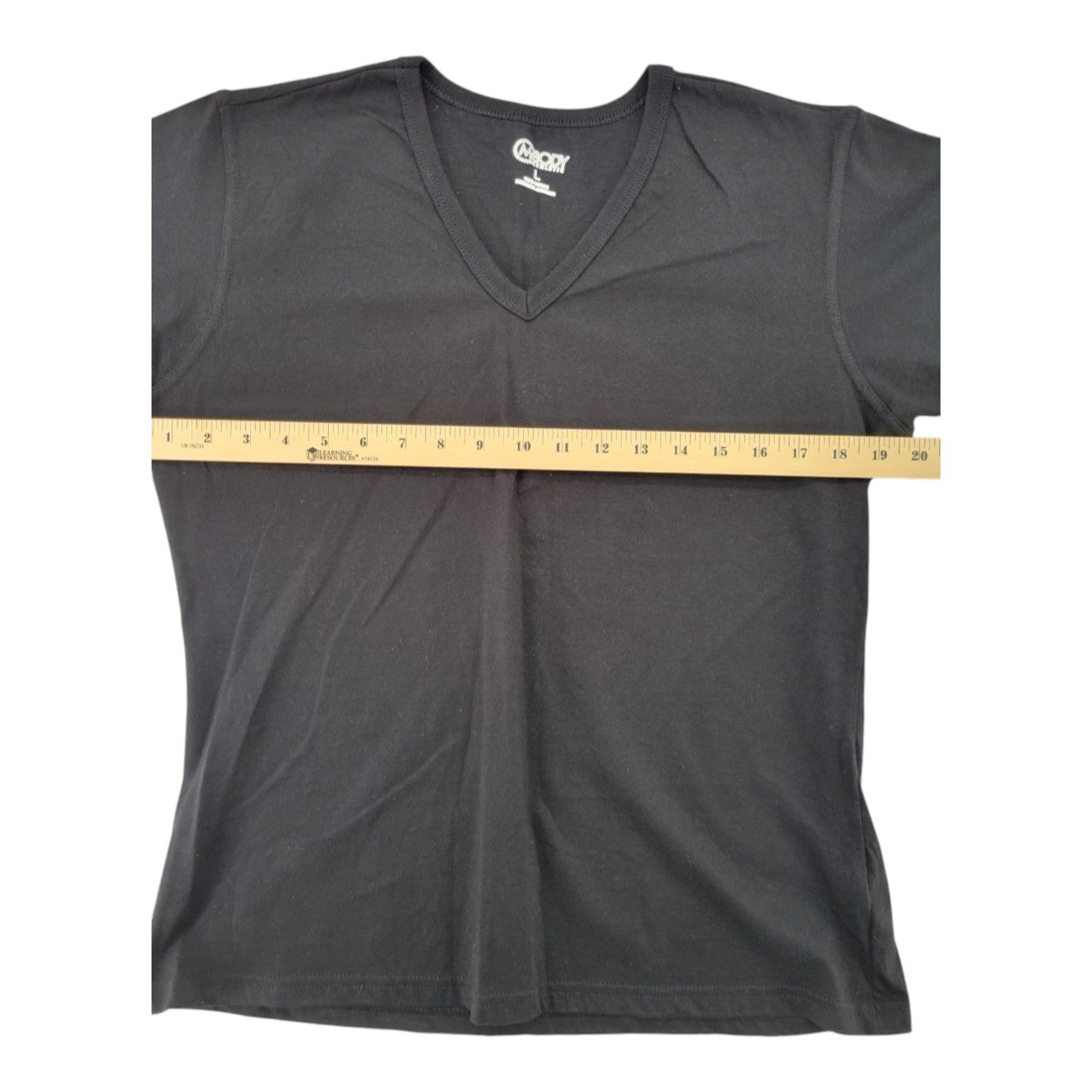 Mbody Athletic Women's Black V-Neck T-Shirt 100% Cotton Made in El Salvador L