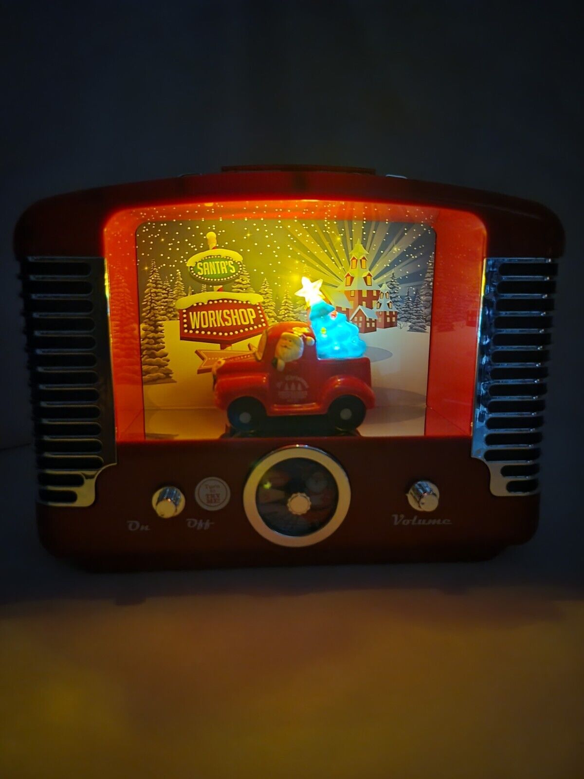2022 Mr. Christmas Lit Christmas Radio Red Santa Truck Retro 12 Songs Lights Up