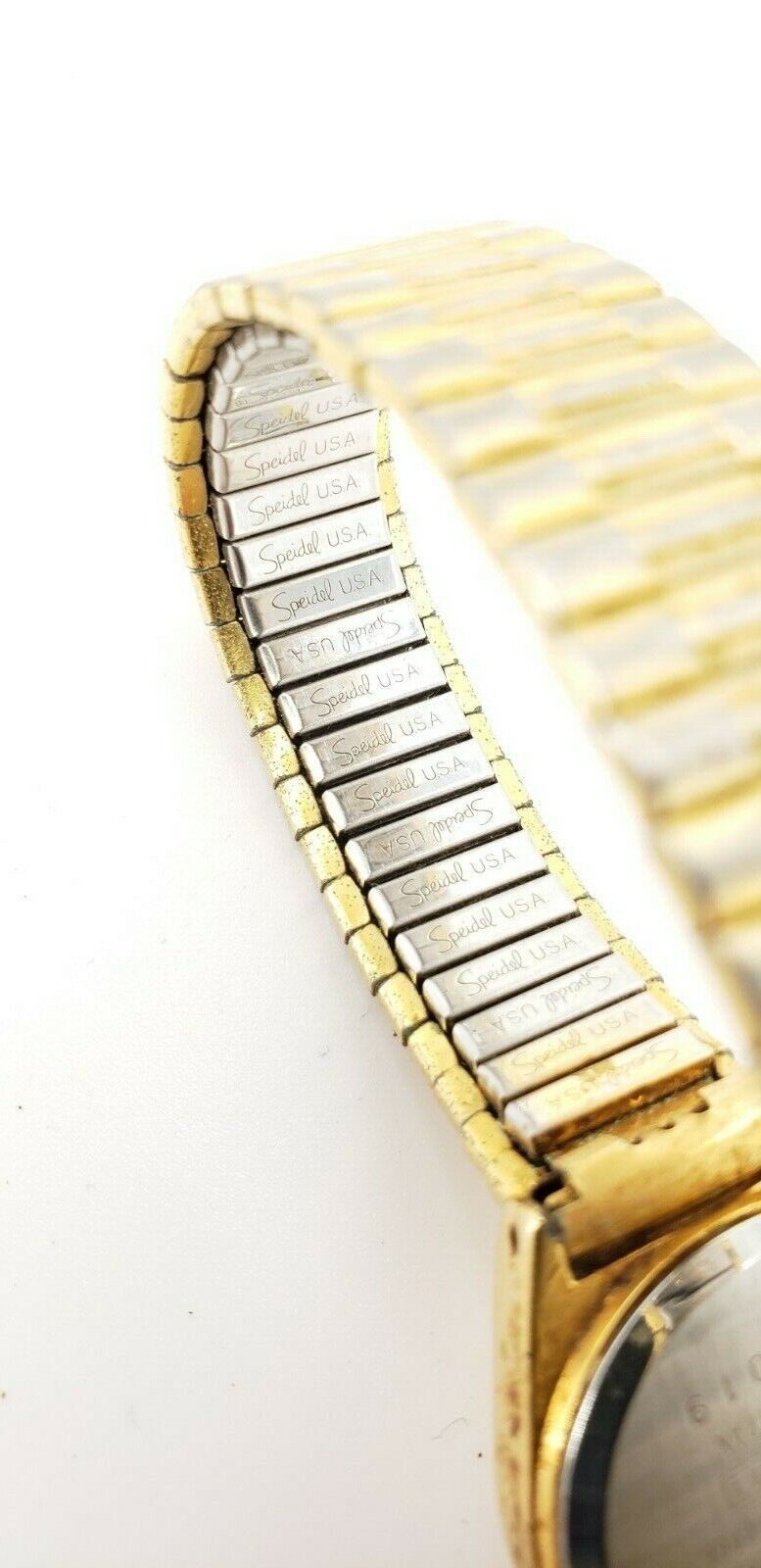 Vintage Womans Pulsar Quartz Watch v827-O92L Speidel U.S.A Gold Band