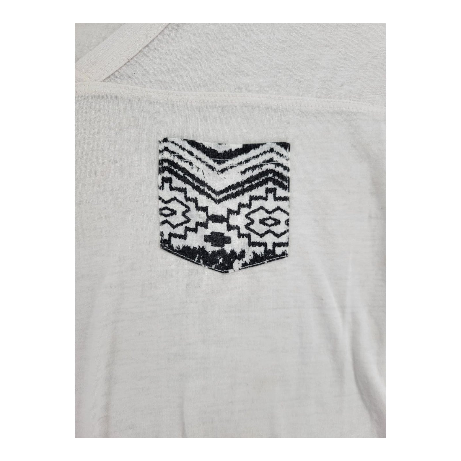 Roxy Women's Off-White Sheer V-Neck Long Sleeve Tee Aztec Pocket Size S
