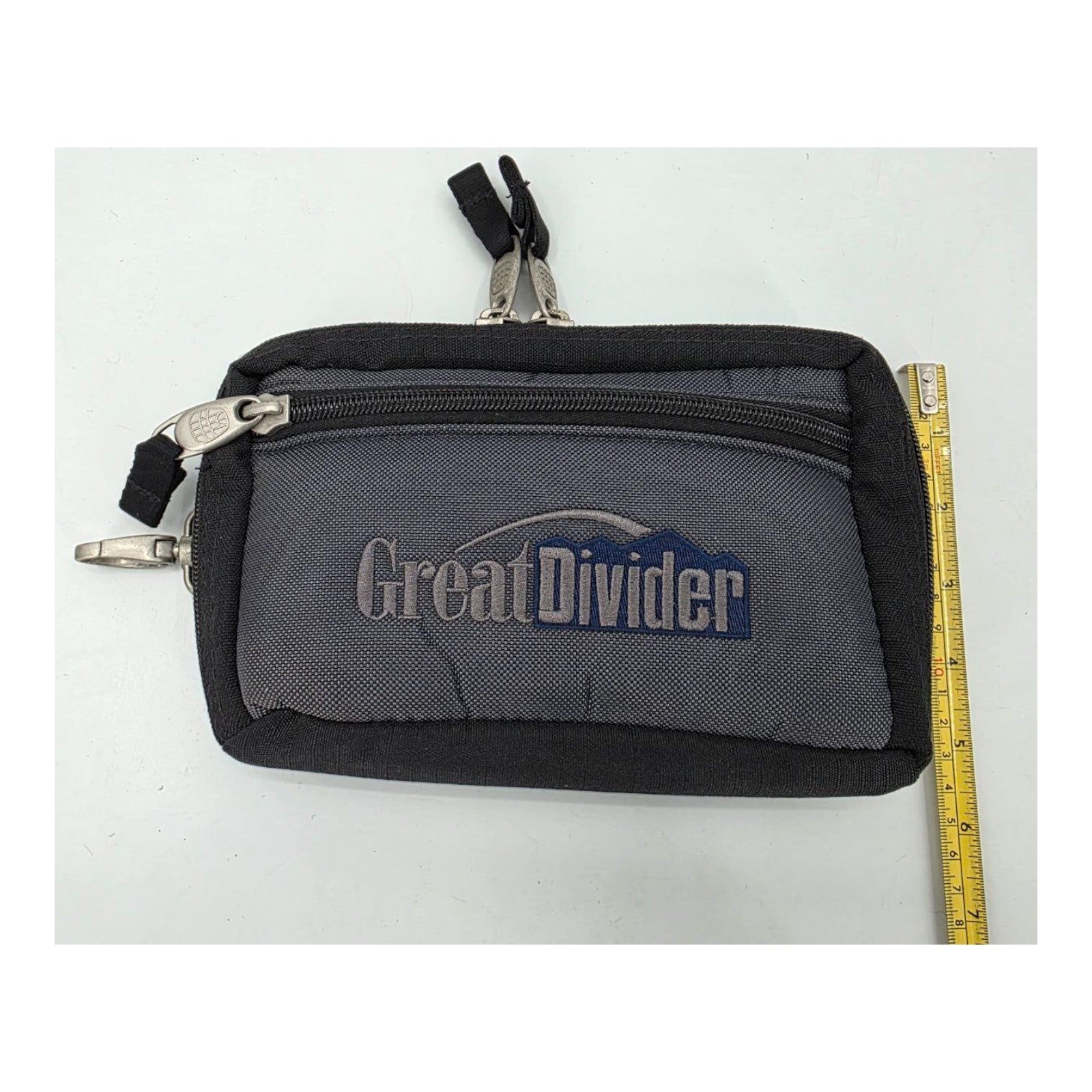 Great Divider Zippered Clip-On Bag Attachment Tee & Golf Score Card Holder