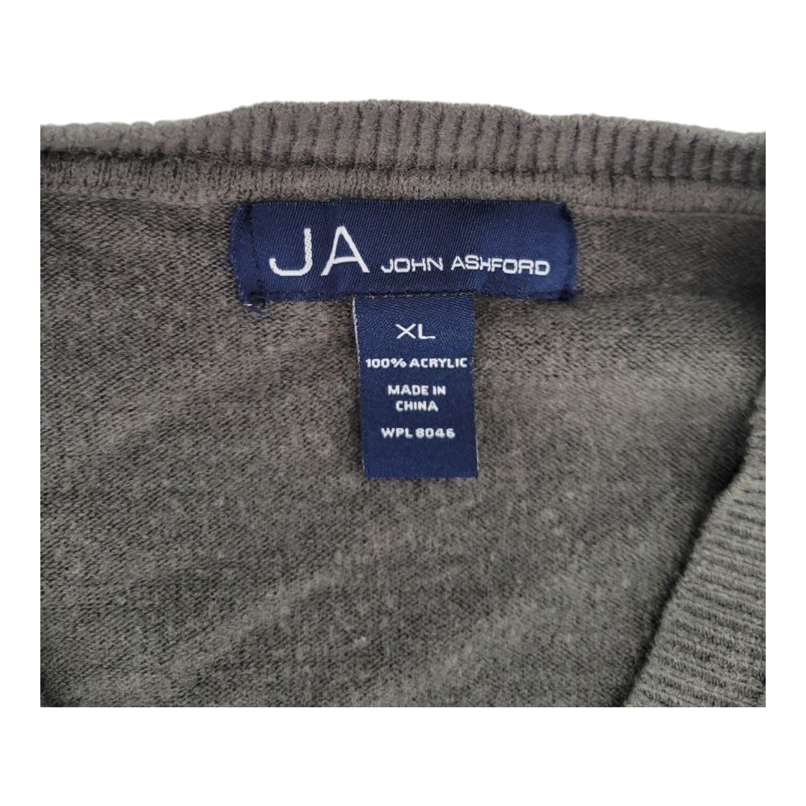 John Ashford Men's Gray V-Neck Sweater XL Acrylic Pullover
