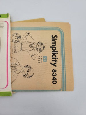 Vintage Simplicity Pullover Blouse Front Inset Pattern #8340 Size Miss 10-12