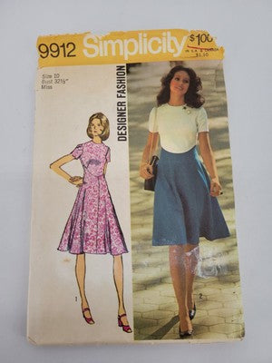 Vtg 70's Simplicity 9912 Designer Fashion Flared DRESS sewing pattern 10 Miss
