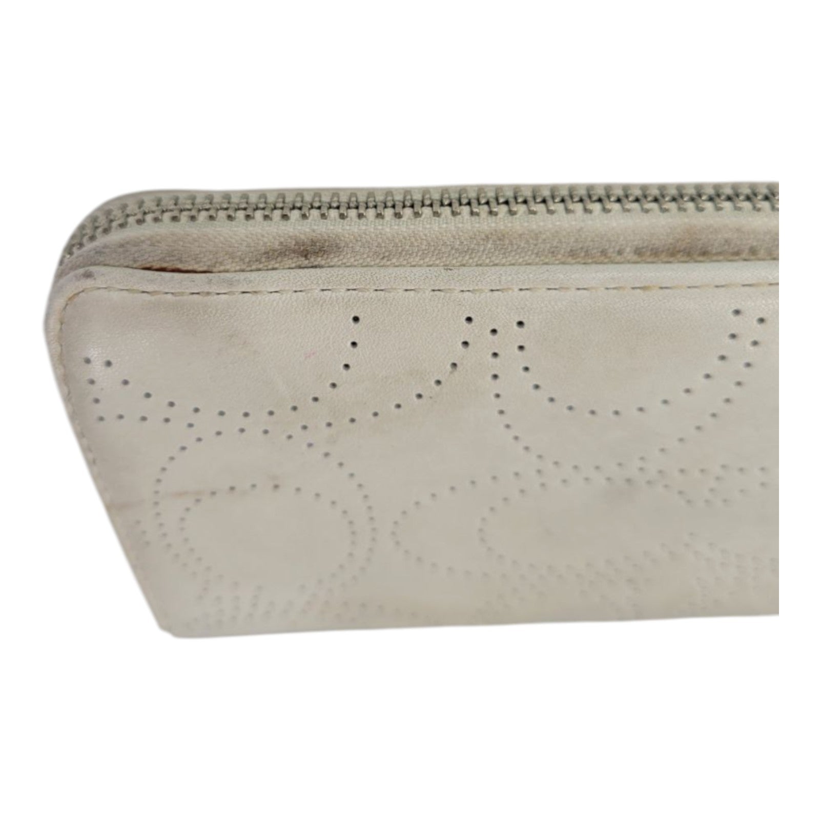 Coach Ivory Leather Wristlet Wallet Perforated Signature Zip Around
