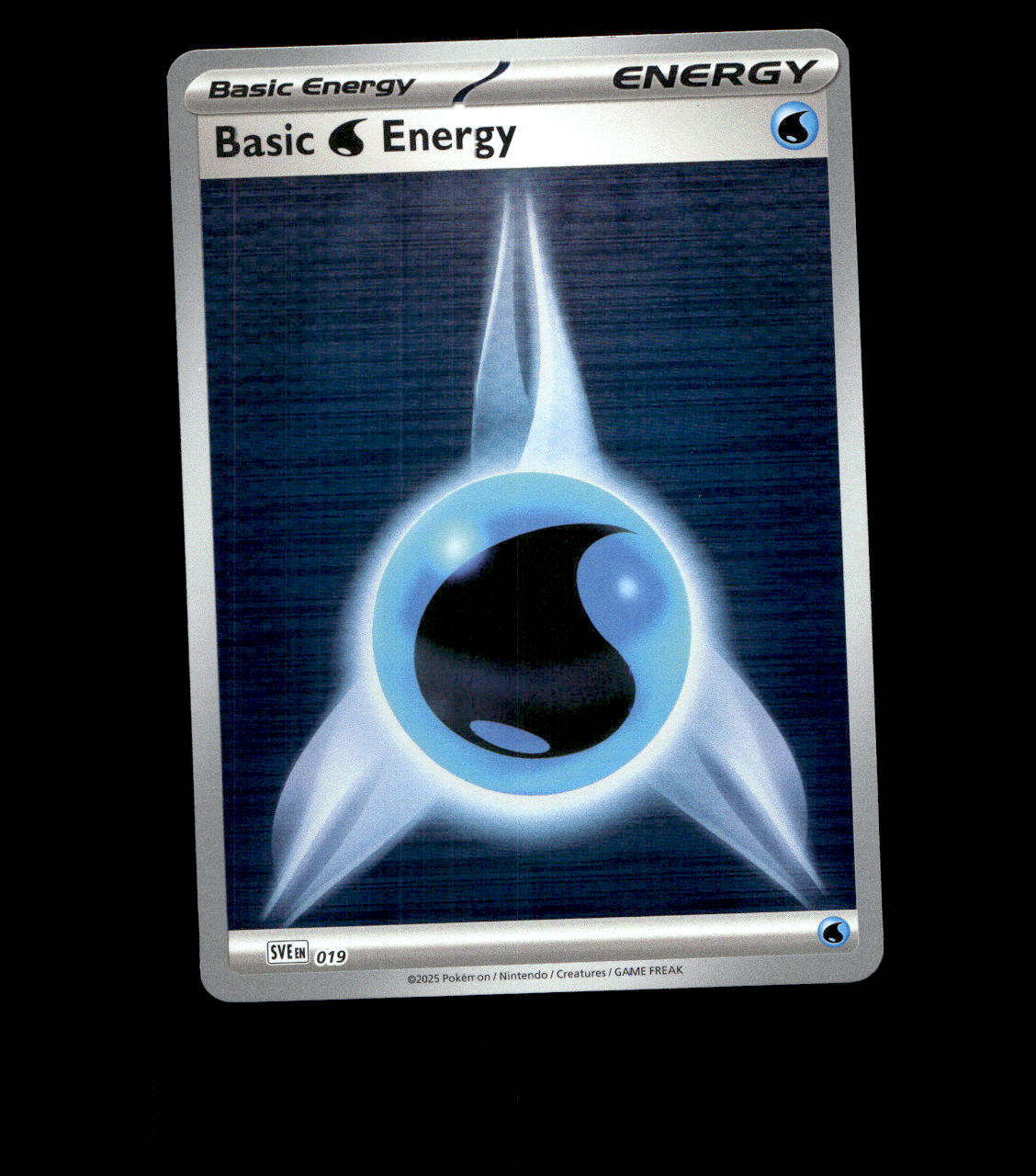 Basic Water Energy – SVE 019 – Black Bolt – Holo – Near Mint