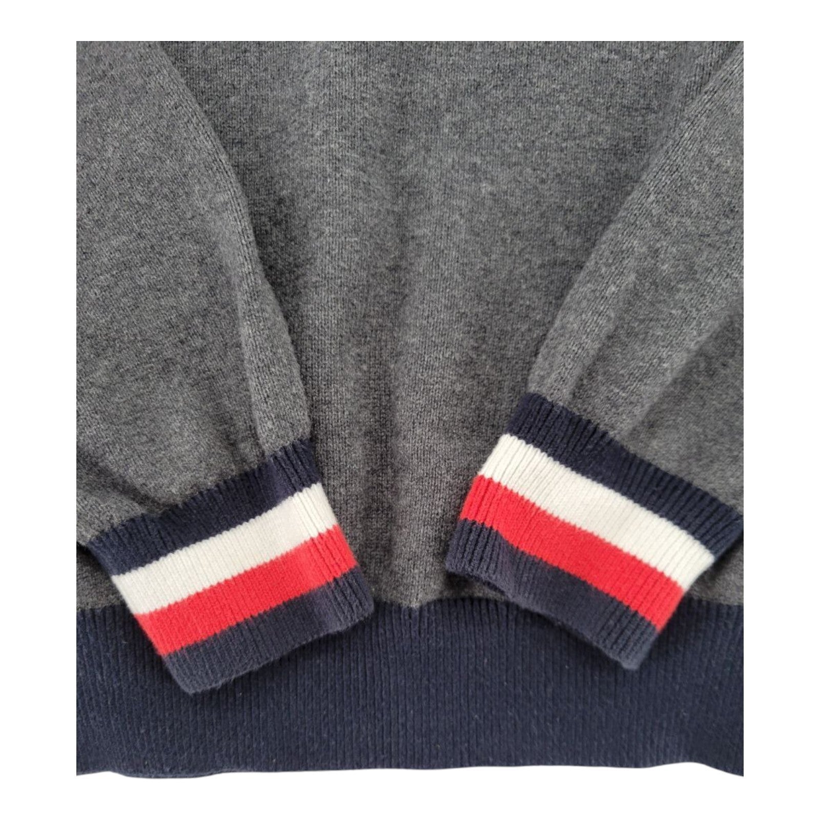 Tommy Hilfiger Lawson Logo Sweater Gray Crewneck Pullover Size Small