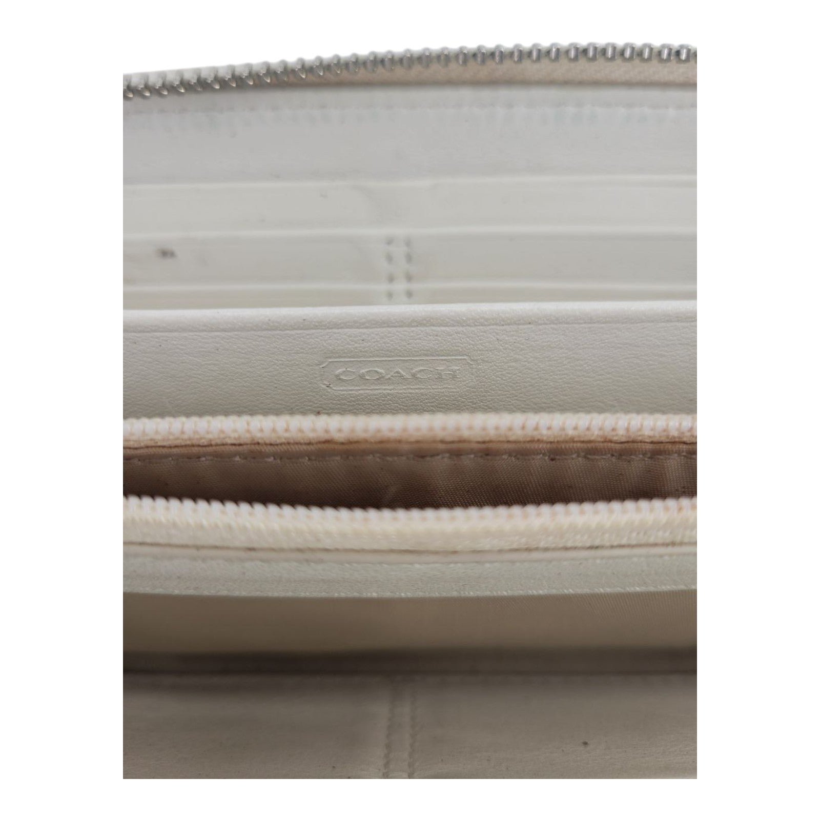 Coach Ivory Leather Wristlet Wallet Perforated Signature Zip Around