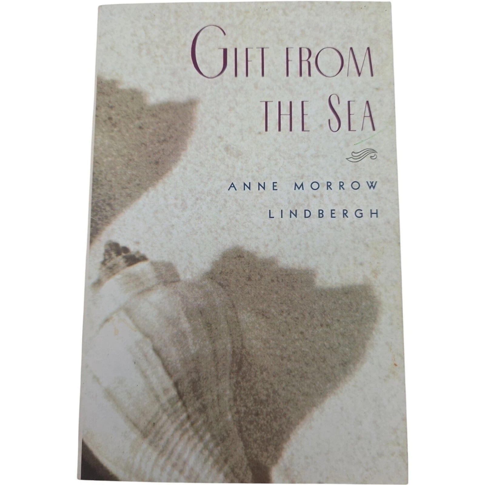 Gift from the Sea Anne Morrow Lindbergh Essays Trade Paperback 1997