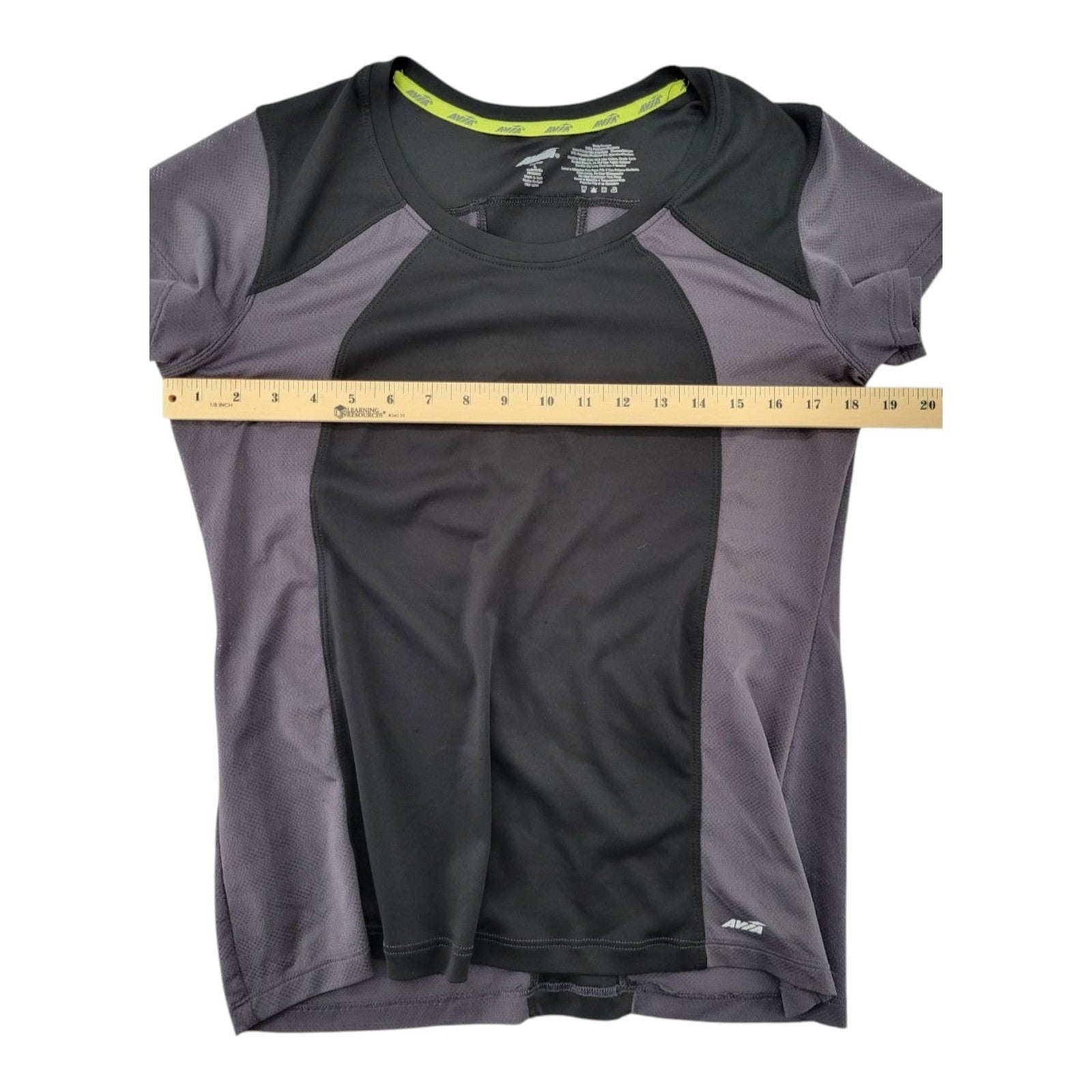 Avia Women's Gray Black Athletic Mesh Activewear Shirt Short Sleeve Size L