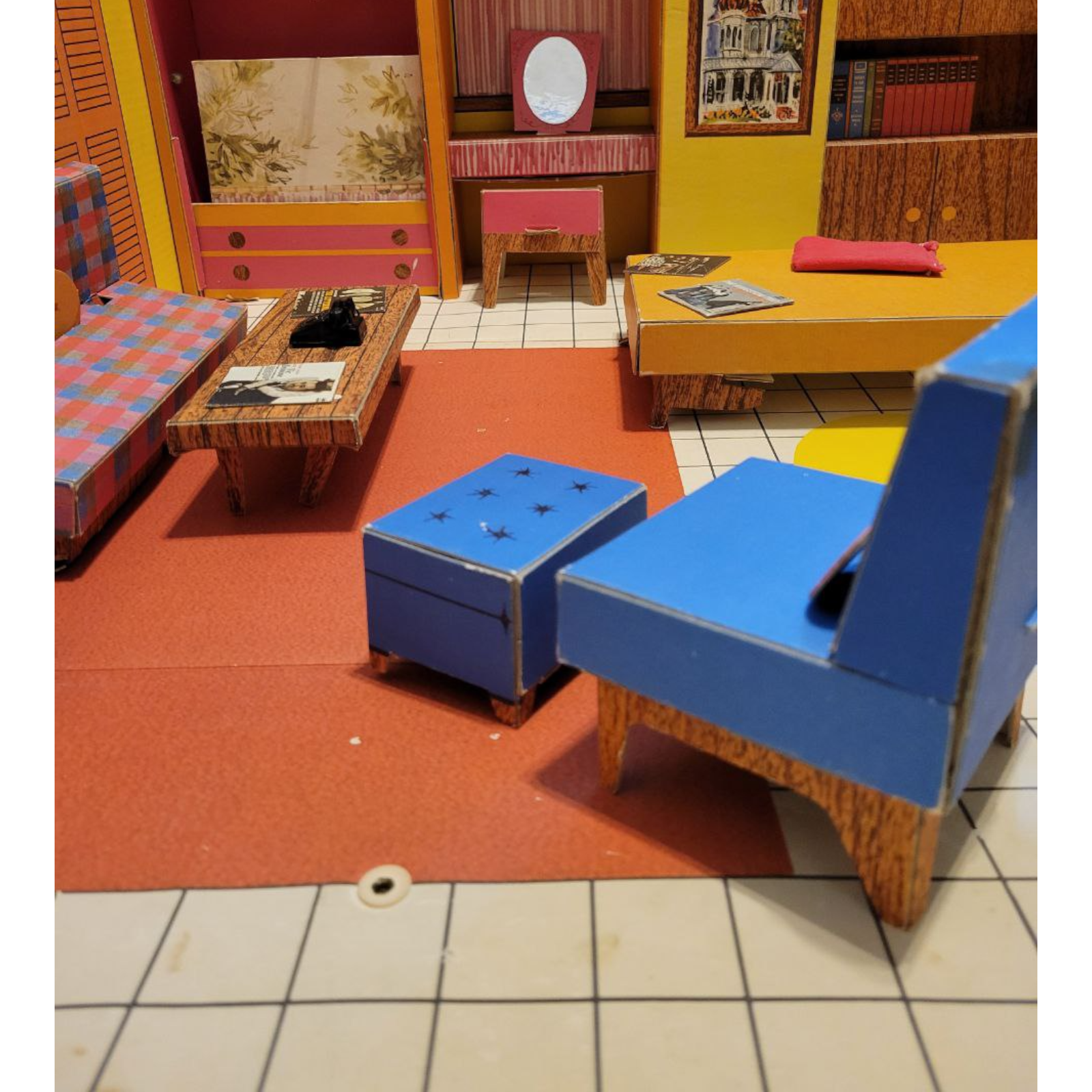 Vintage 1962 Mattel Barbies Dream House Dollhouse with Furniture and Box