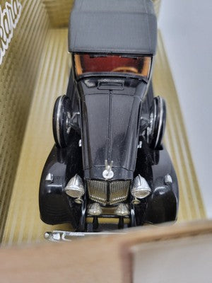 1934 Packard - 1/27 Scale Anson Diecast Model