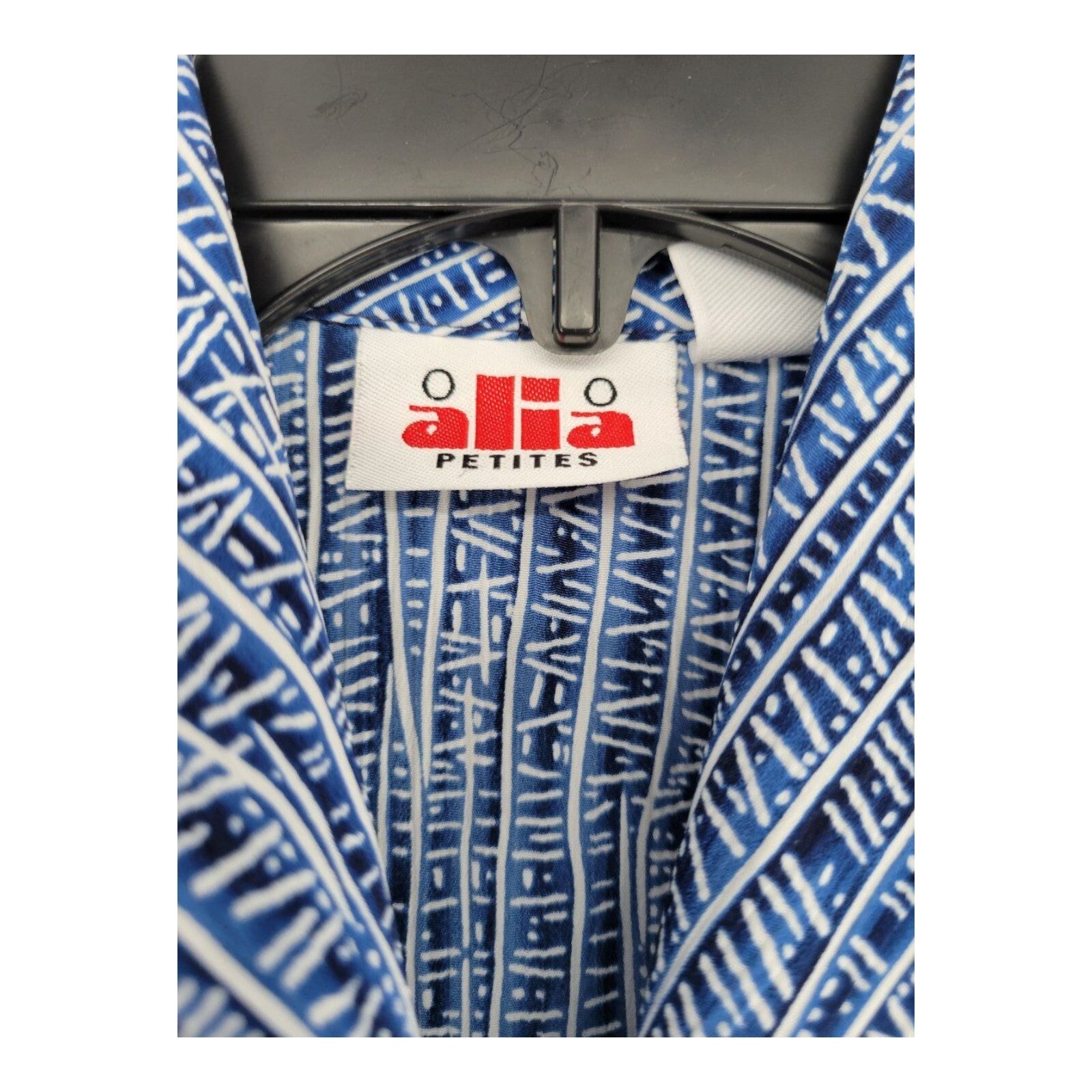 Alia Petites Blue Abstract Button Up Blouse Size 8
