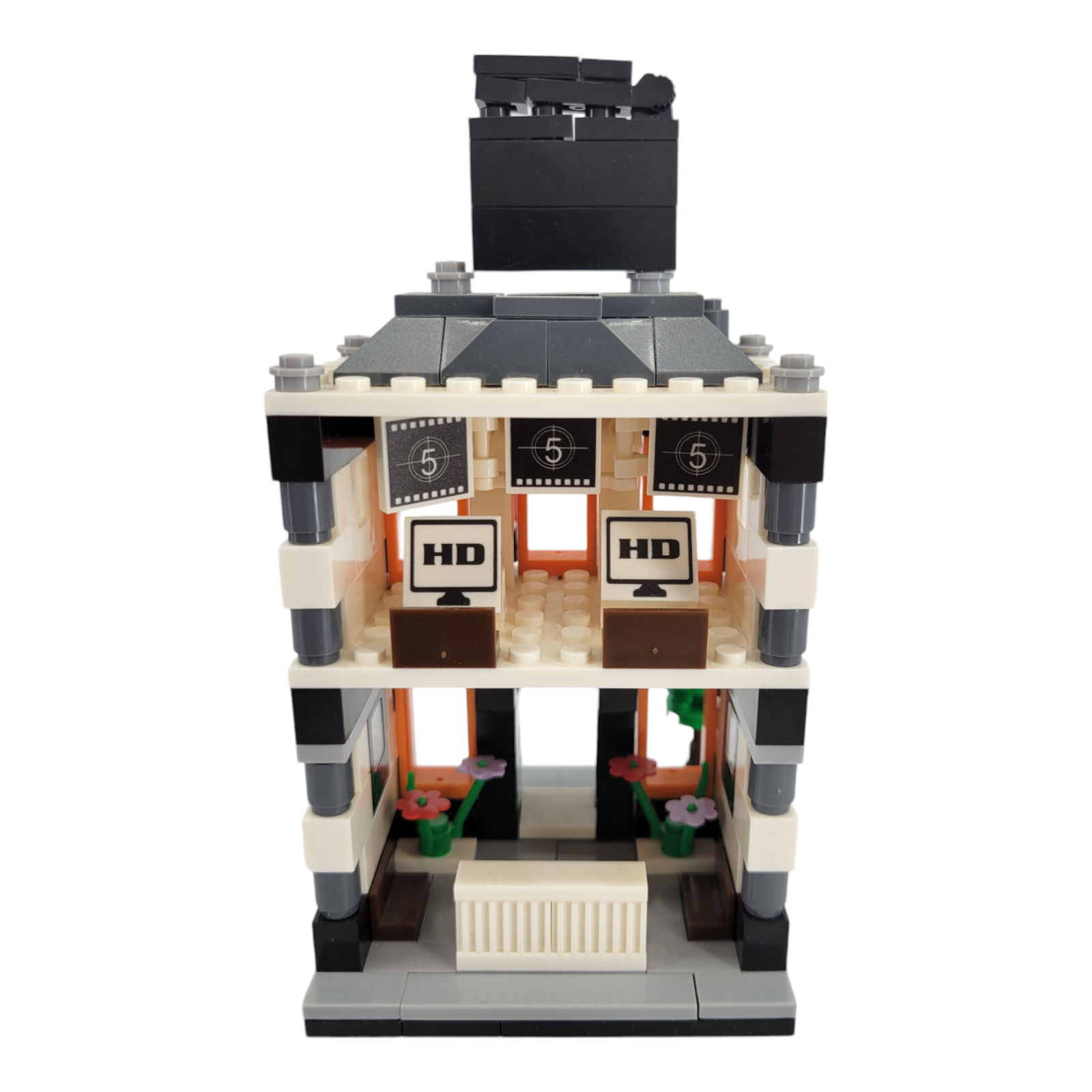 Wange Mini Street Blocks Drinks Corver Tavern Cinema Florist Cake