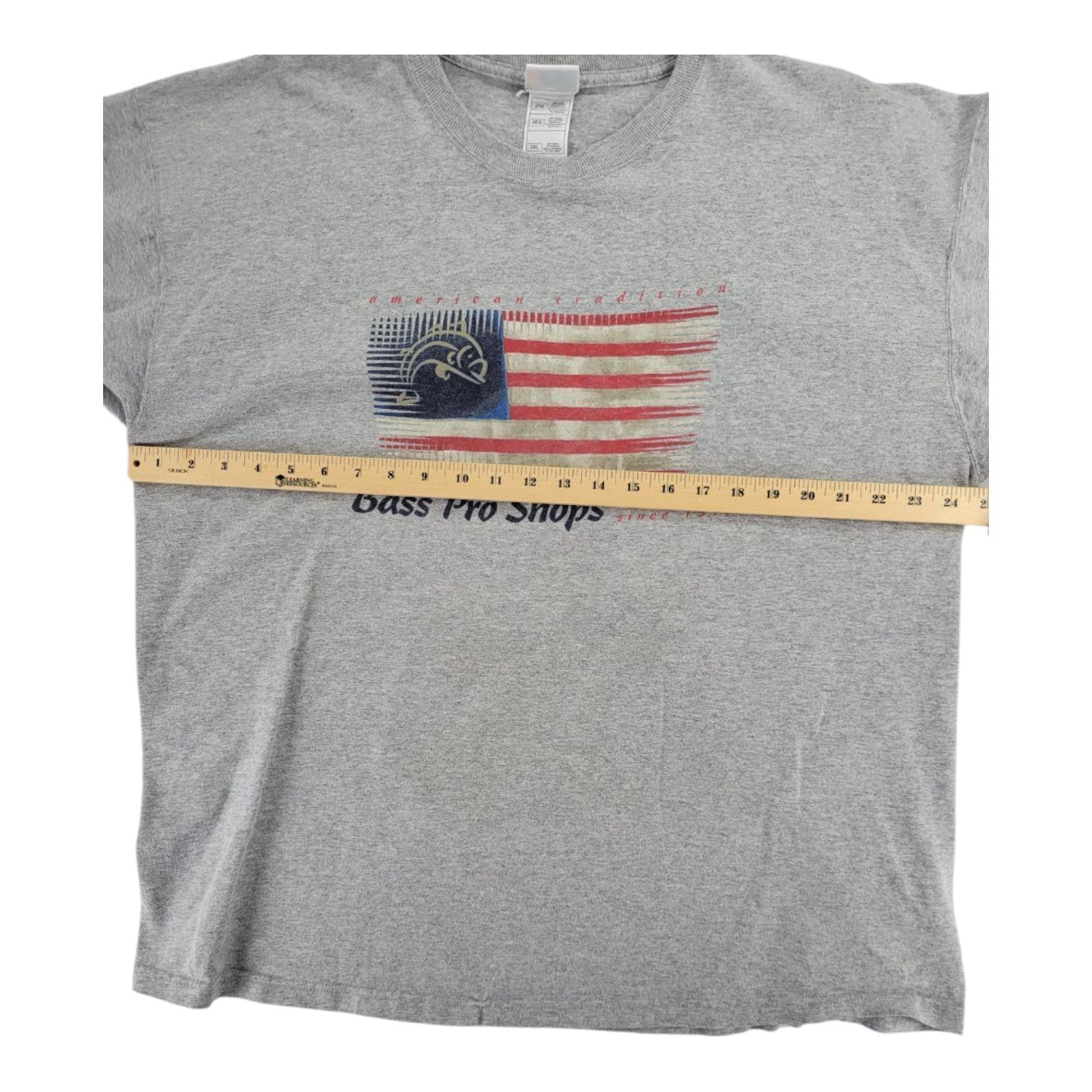 Bass Pro Shops American Tradition Flag Graphic T-Shirt Gray Size 2XL