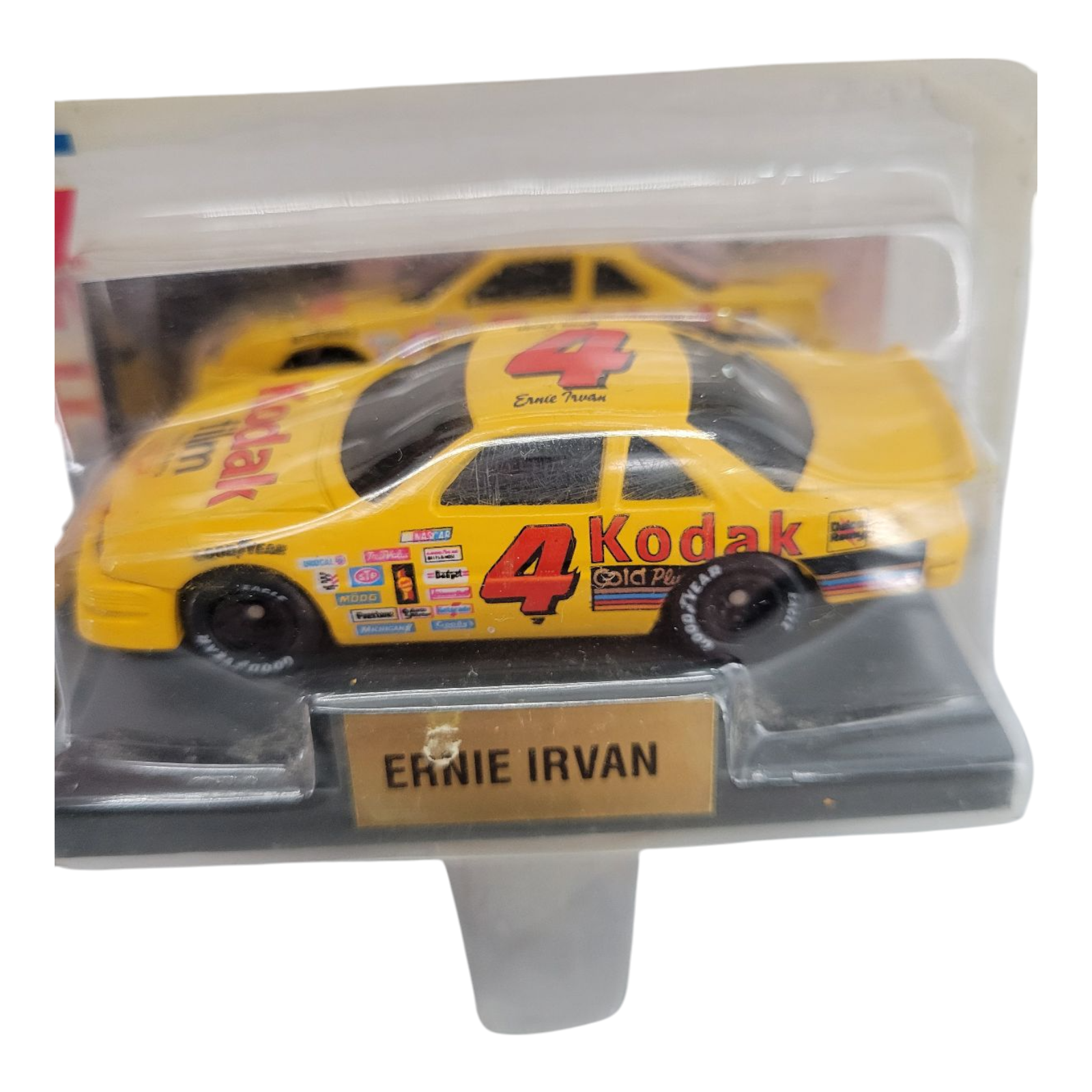 Road Champs Ernie Irvan #4 Kodak Lumina 1:64 Scale Diecast Car 1992