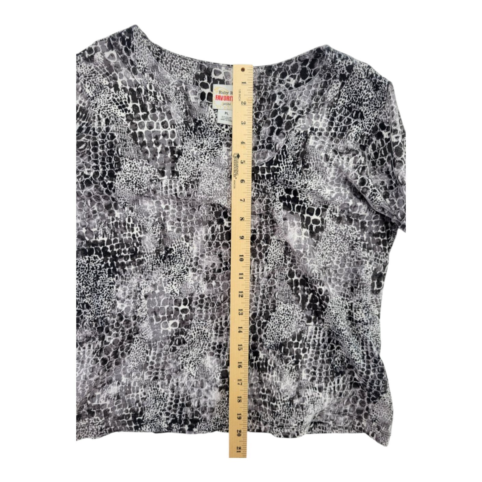 Ruby Rd. Favorites Women's Black White Animal Print Top 3/4 Sleeve Size PL