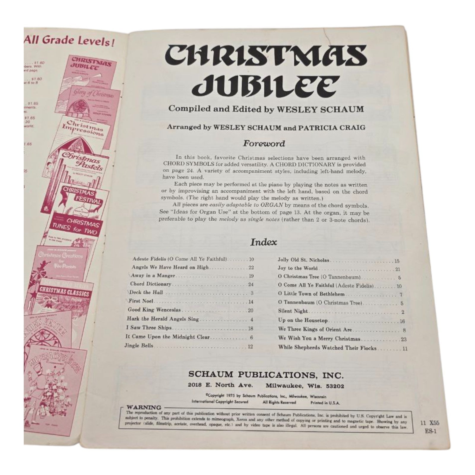 Christmas Jubilee - Solos for Piano or Organ - with Words & Chord Symbols