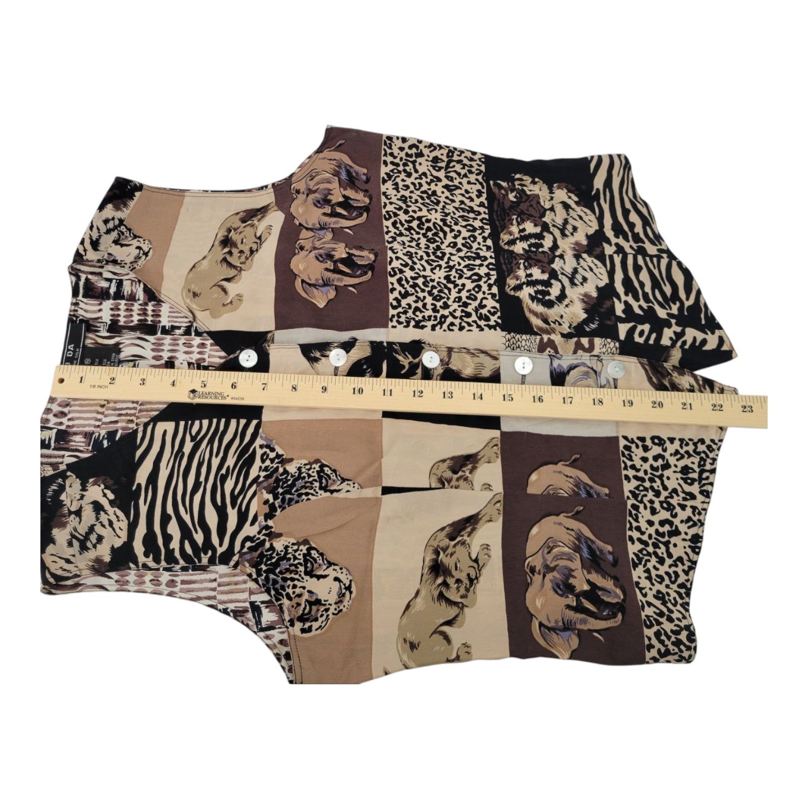 FU DA Fine Silk Sleeveless Safari Animal Print Button Front Vest PM