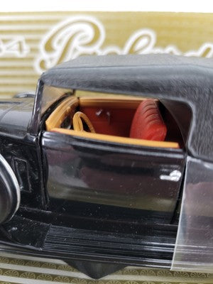 1934 Packard - 1/27 Scale Anson Diecast Model