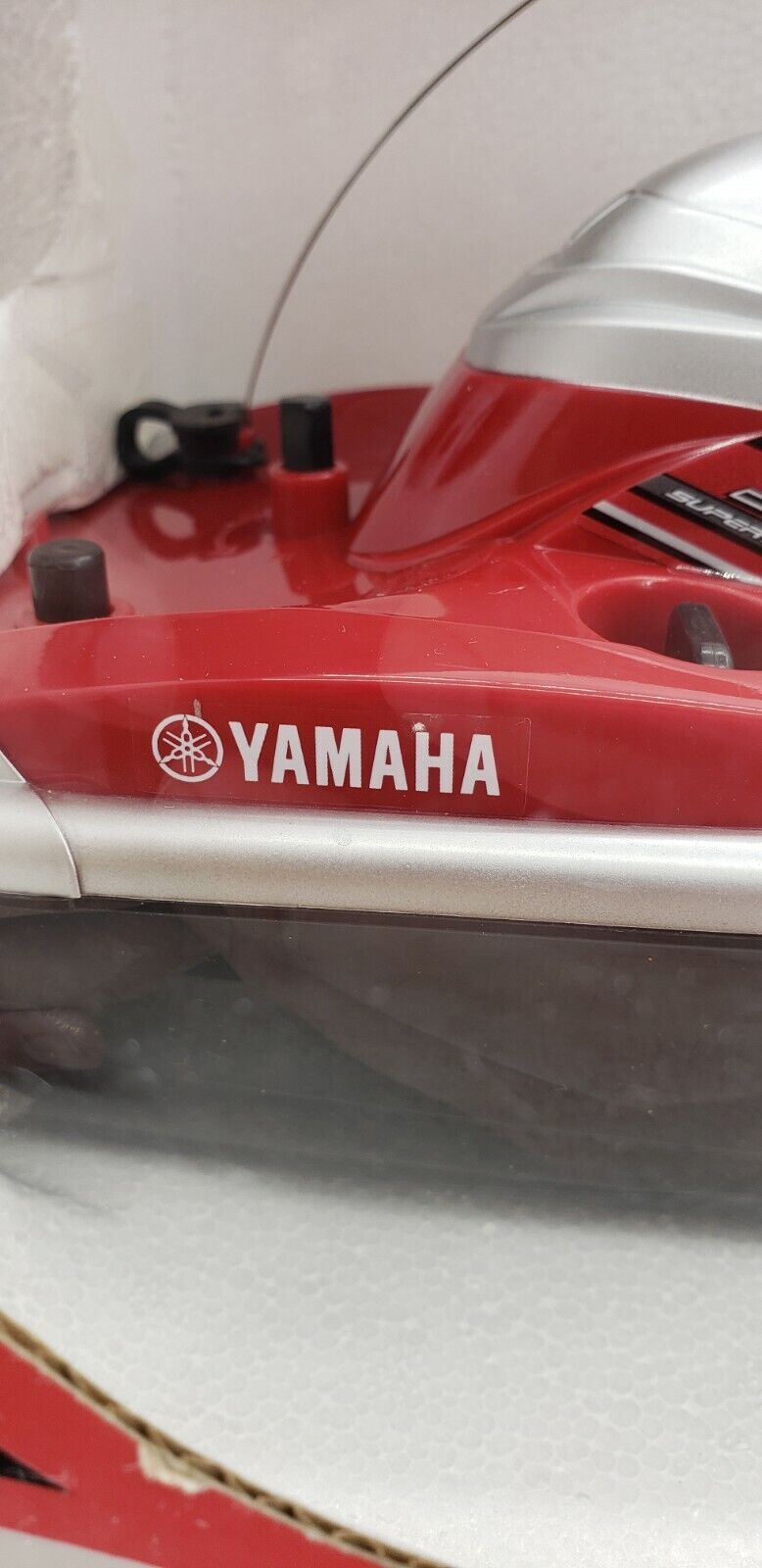 Yamaha 2010 Full Function Radio Control WaveRunner FZS Jet Ski Red