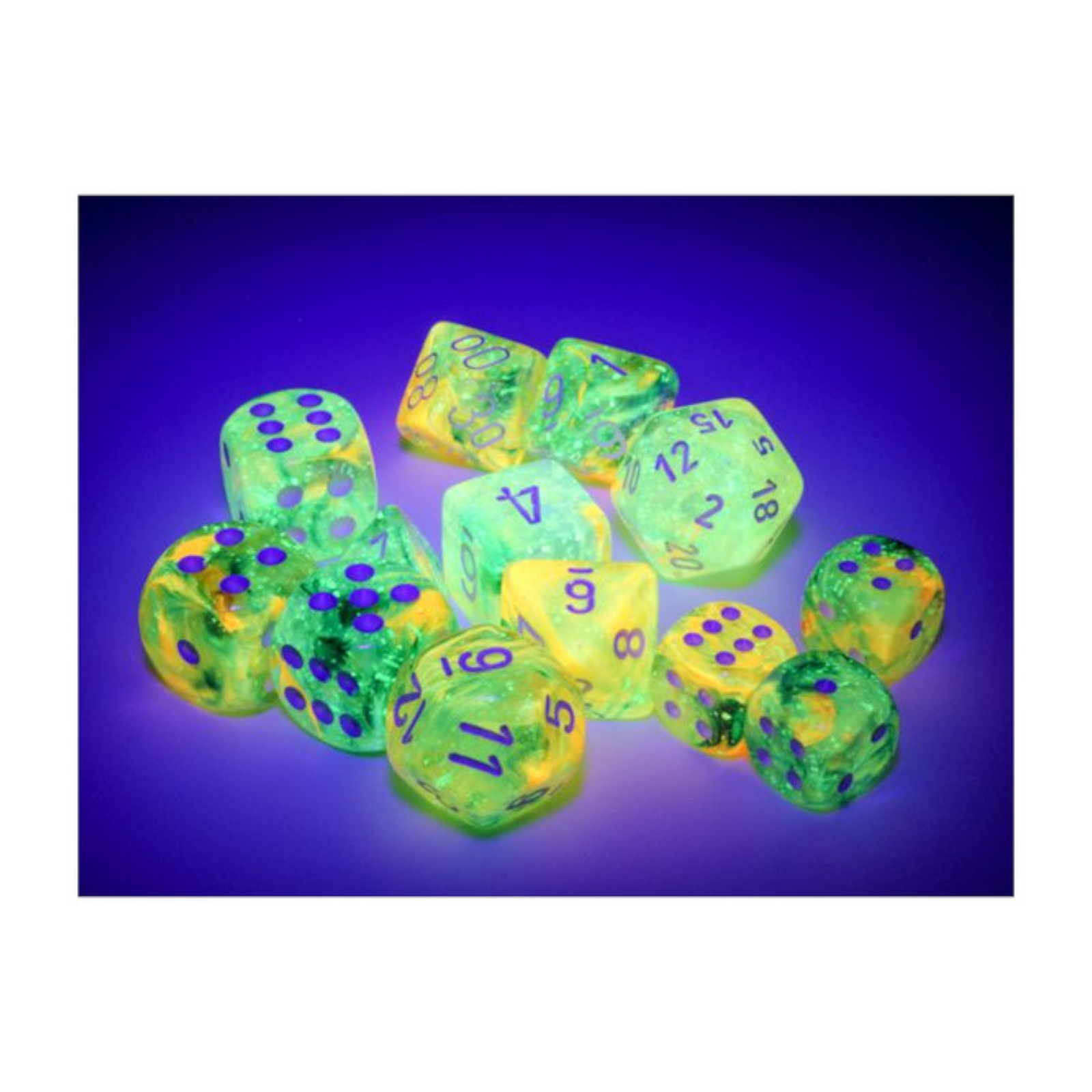 Chessex Nebula 16mm d6 Spring/White Luminary Dice Block 12 Dice CHX 27755