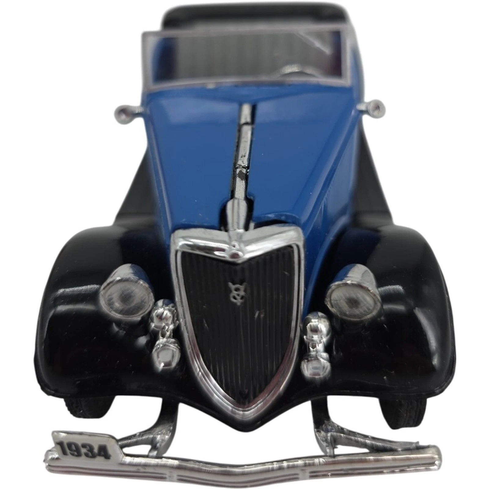 1934 Blue V8 Ford V8 Deluxe Roadster Diecast National Motor Museum Mint