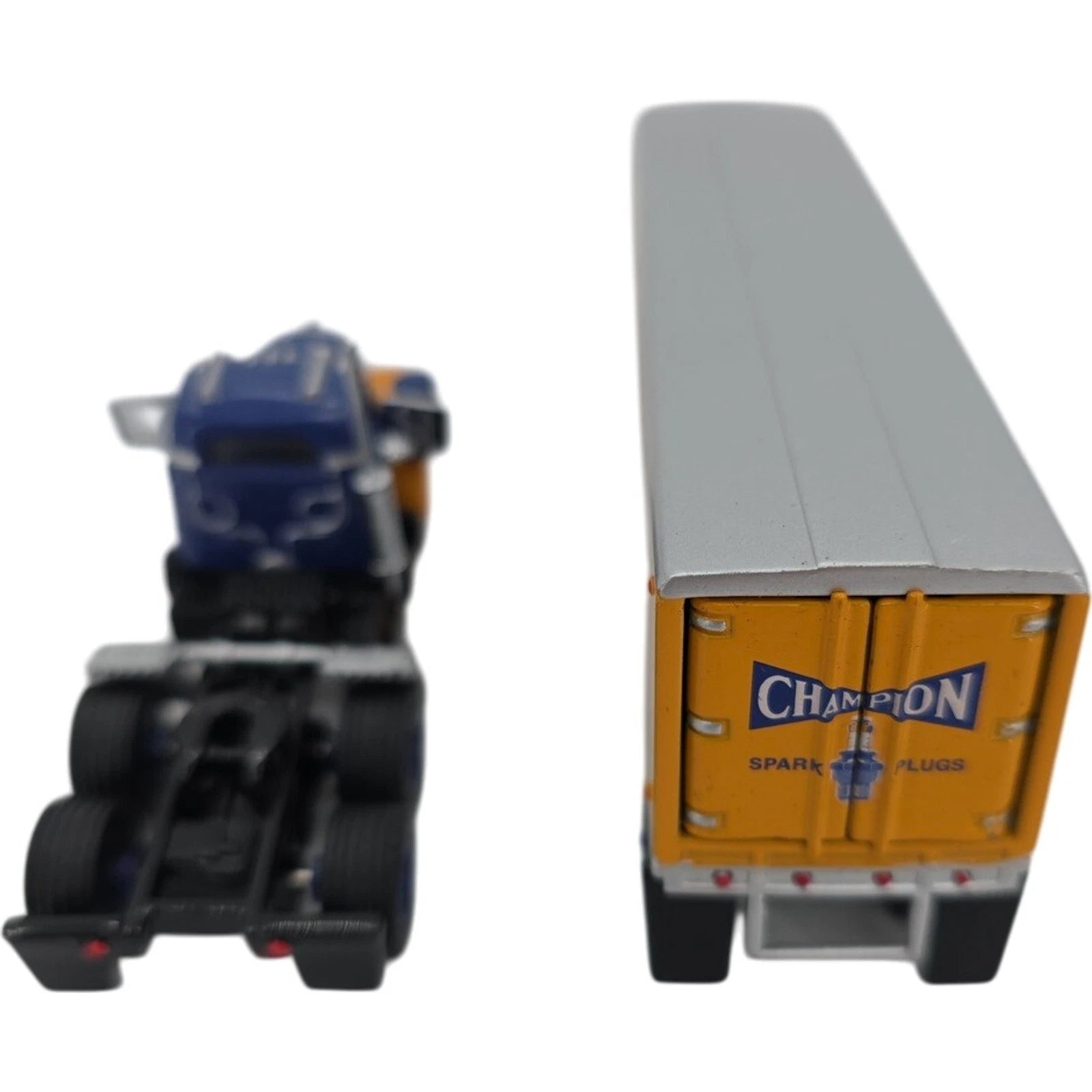 Matchbox Dinky DYM35268 Champion Spark Plugs Semi Truck Tractor Trailer