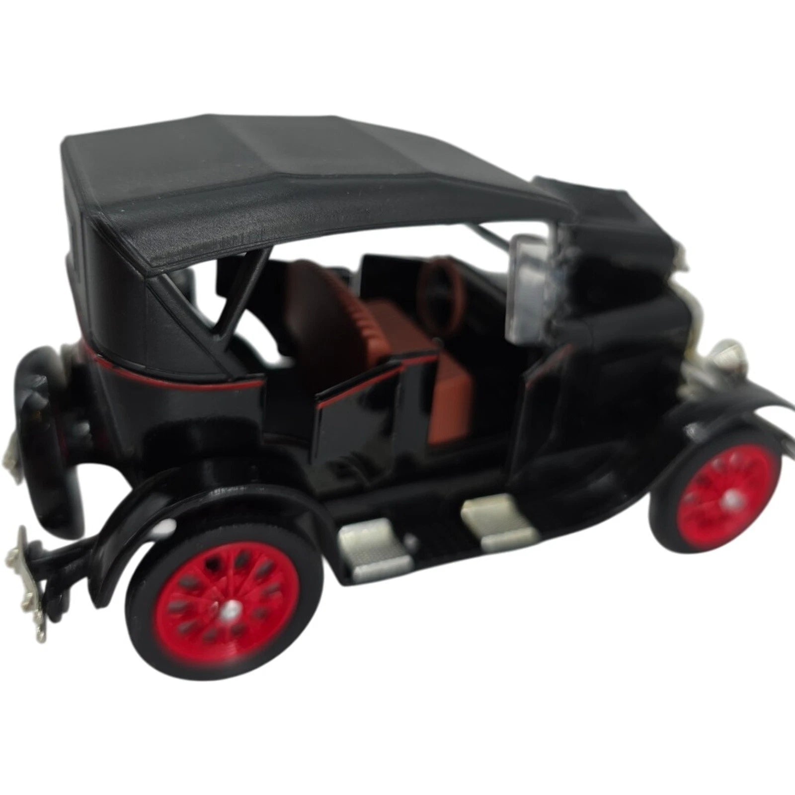 The National Motor Museum Mint 1927 Ford Model T Touring Diecast Car